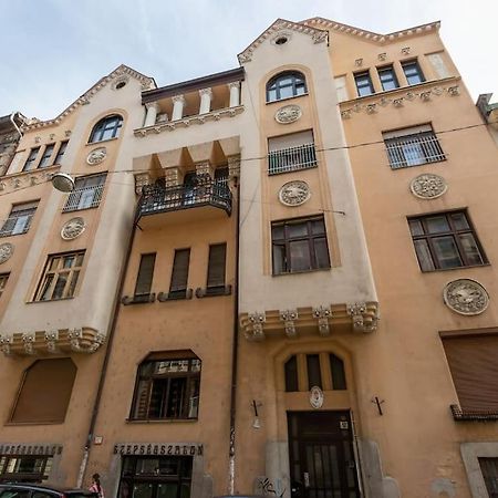Art Nouveau Apartment Budapest Exterior photo