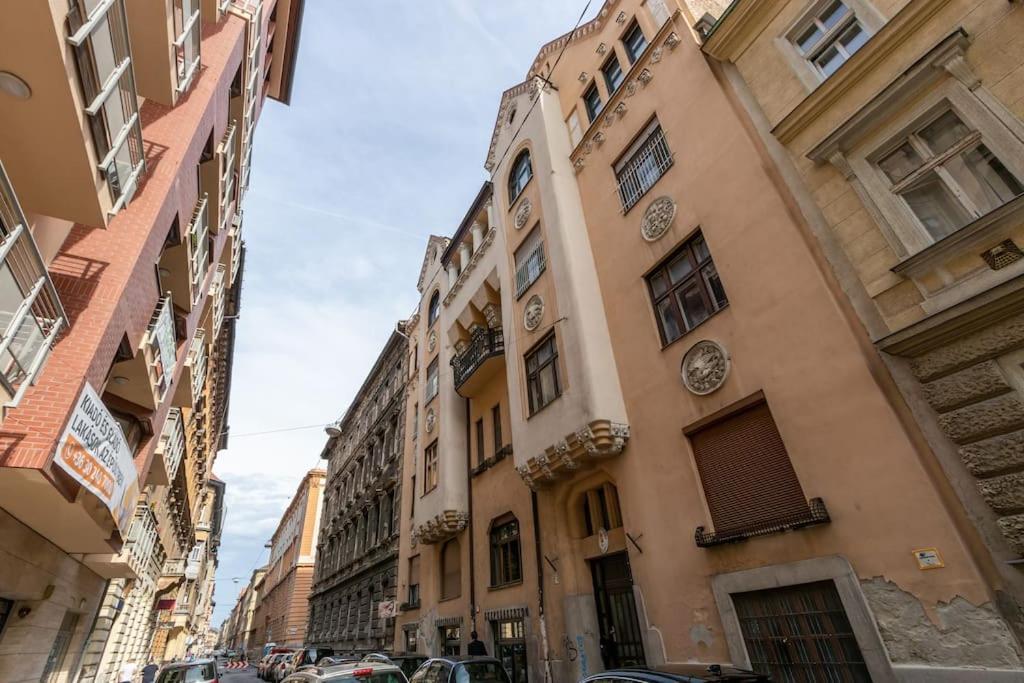 Art Nouveau Apartment Budapest Exterior photo